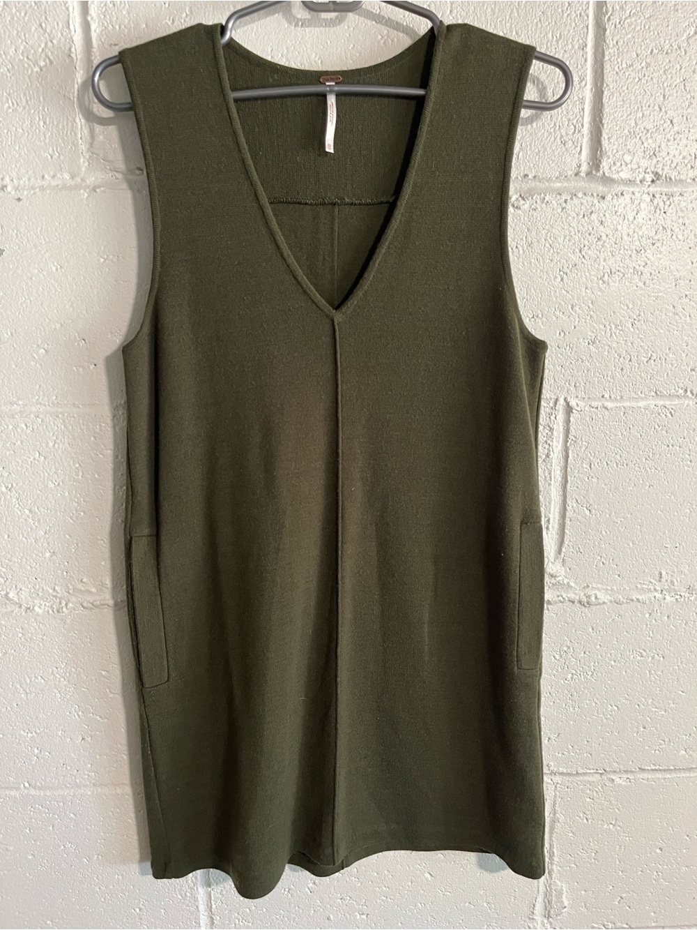 Free People Acrylic/Wool Sleeveless V-Neck Dress/Tunic